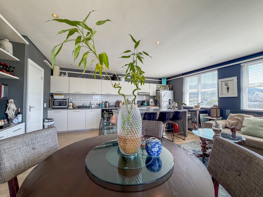 1 Bedroom Property for Sale in Oranjezicht Western Cape